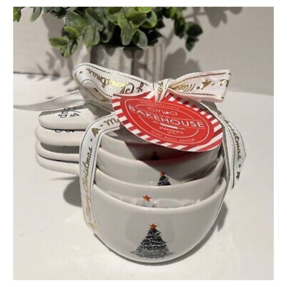 NEW Bake House Christmas Tree Measuring Cups 🎄